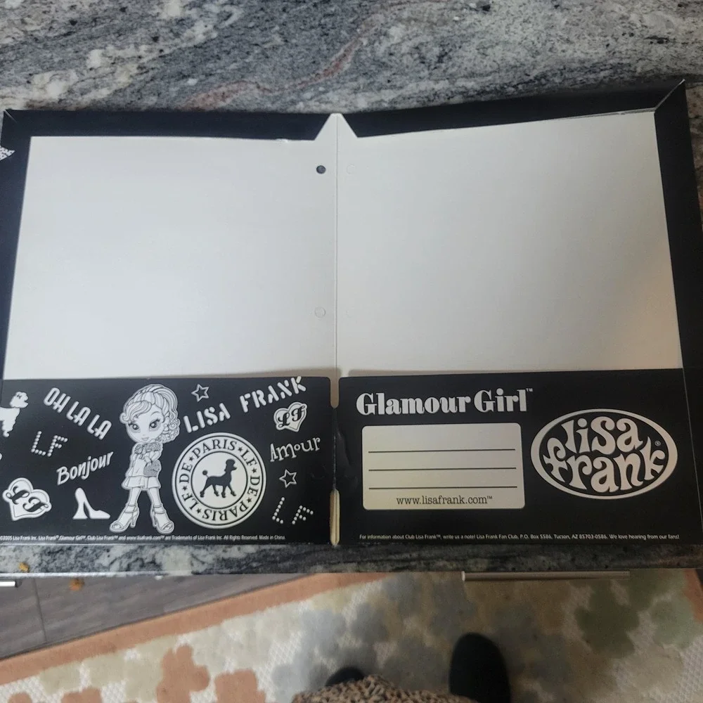 Vintage UNUSED Lisa Frank Glamour Girl ‎ Black White Folder 2005